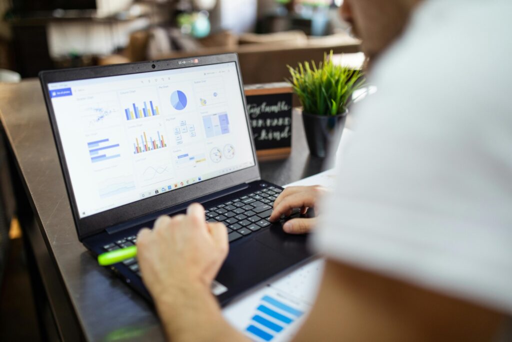 Top 10 Social Media Marketing Companies: Comprehensive Guide and Comparison Top 10 Social Media Marketing Companies: Comprehensive Guide and Comparison