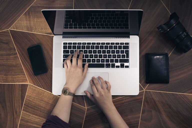 20 Proven Ways to Make Money Online in 2025 – Earn from Home!
